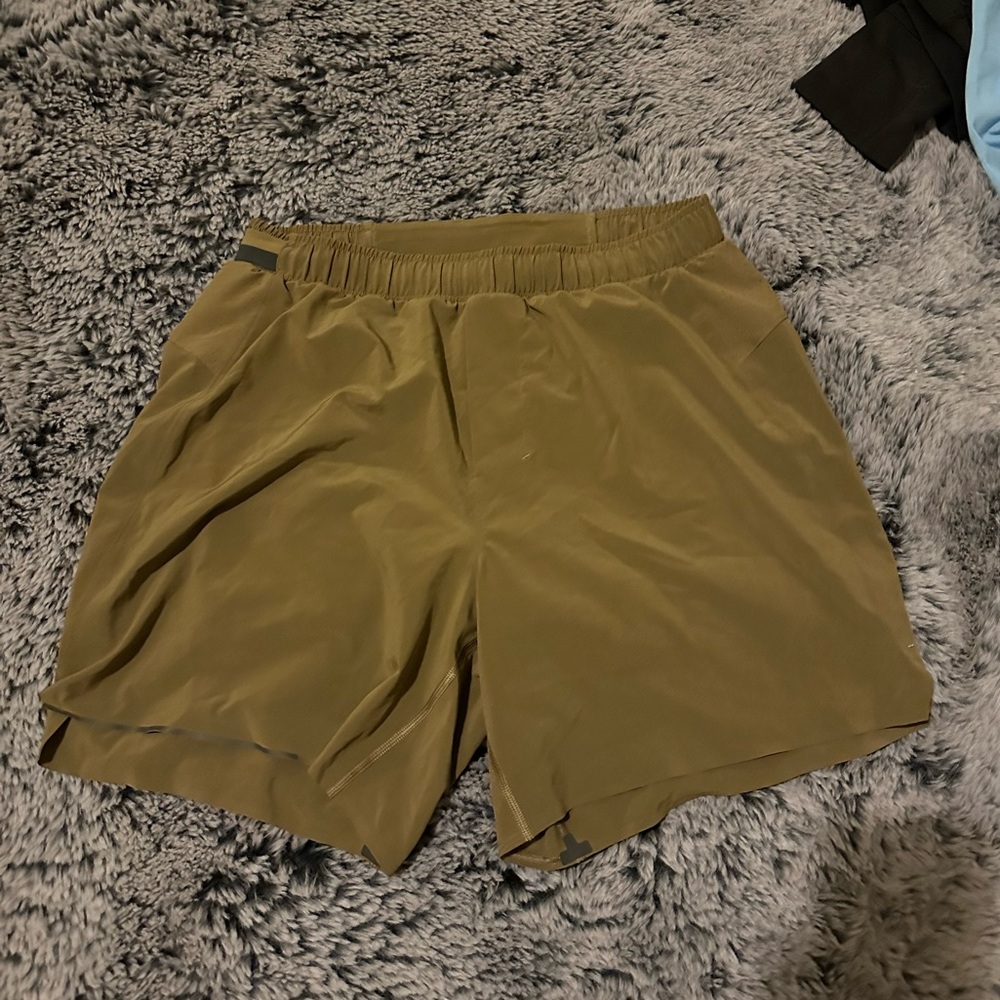 Men’s lululemon shorts